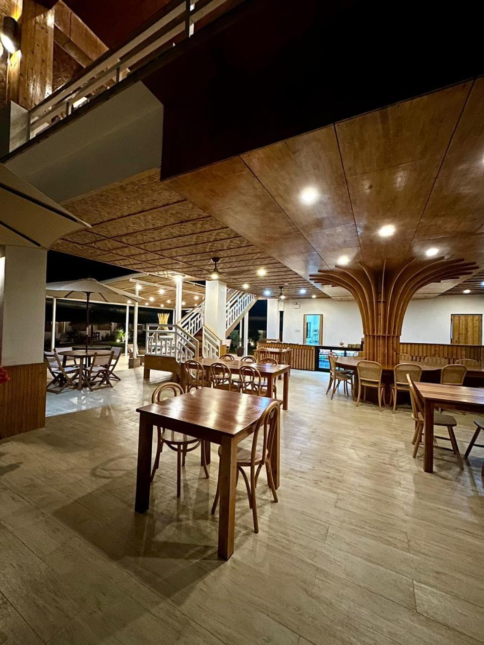 Treeshade Resort & Spa Moalboal Exteriör bild